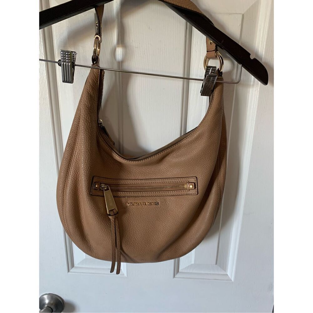 Michael Kors Rhea zip Shoulder Bag 100% leather in Suntan beige tan hobo